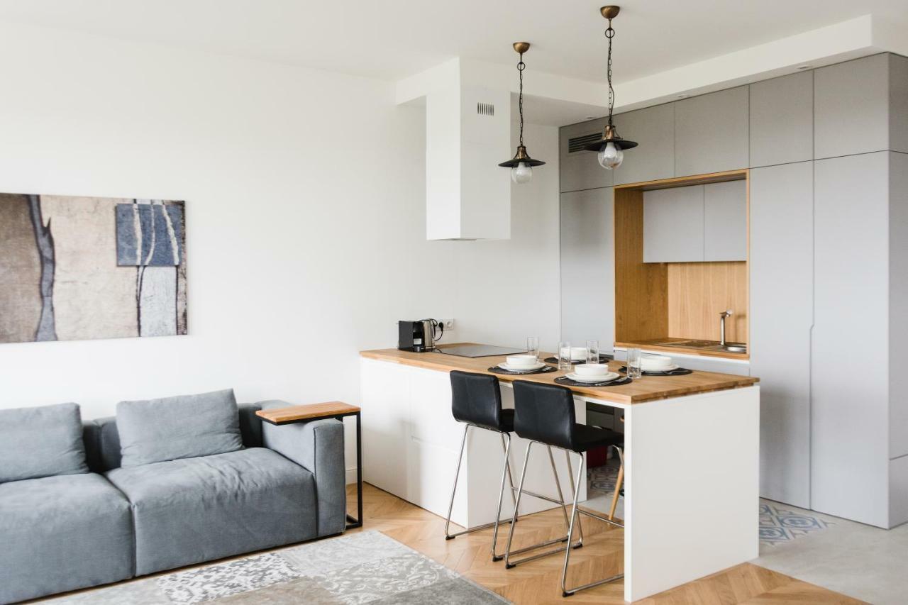 Luxlux Apartments Silver Dove Varşovia Exterior foto